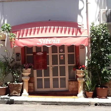 Guest house S. Antonio Ristorante Silvia *
