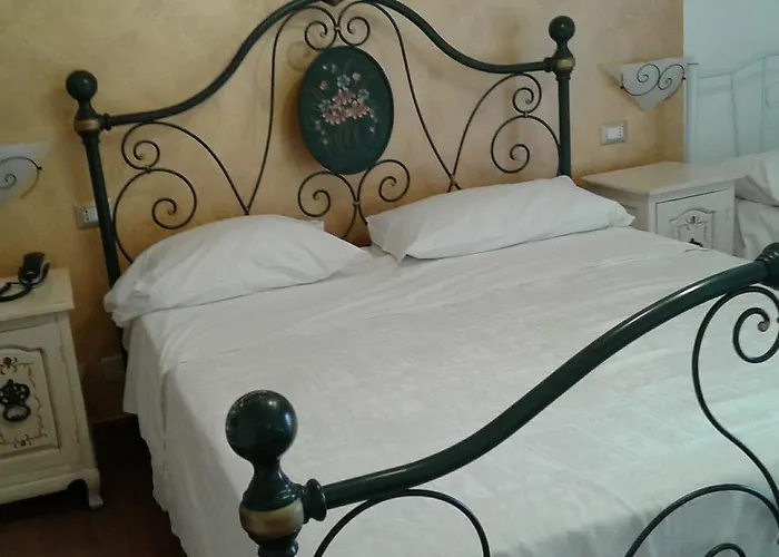 S. Antonio Ristorante Silvia Gasthof Furci Siculo